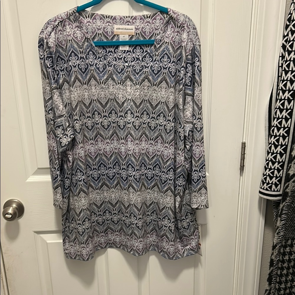 Alfred Dunner Purple, Gray and White Patterned Blouse